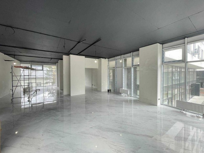 Фасадне приміщення! Замарстинівська 134а, Ближній центр, 173м.кв - фото 1