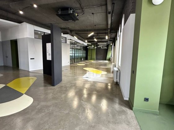 Оренда офісу з ремонтом у центрі Львова,Проспект Свободи 290м2 Львів