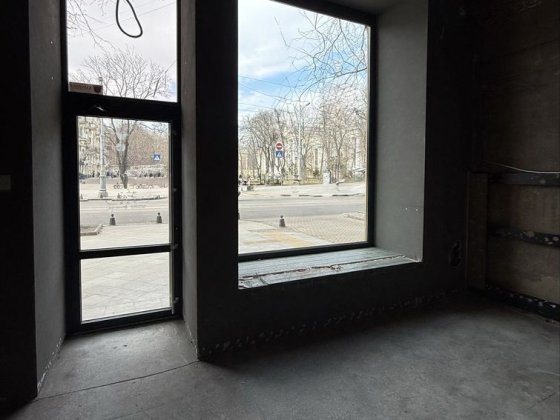 сдам фасадное помещение в самом центре Одессы