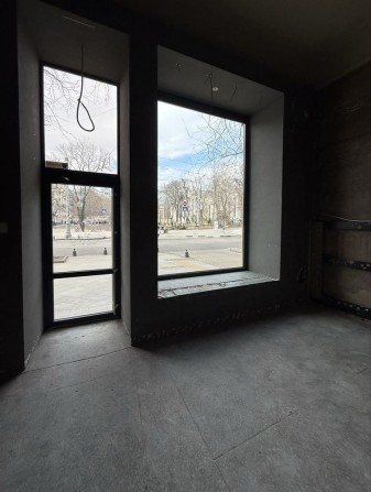 сдам фасадное помещение в самом центре Одессы - фото 1