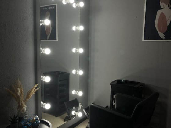 Аренда парикхмахер , мастер кератина, коллорист Харків