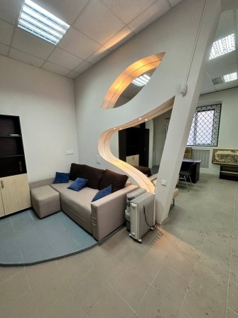 Сдам! Офис Центр  м.Университет, отд вход - фото 1