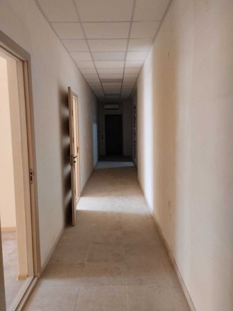 Аренда офисных помещений на первом этаже - фото 1