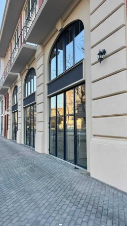 ОРЕНДА фасадного приміщення ТАВРИЇ ВУЗОВСЬКІЙ під АПТЕКУ - фото 1