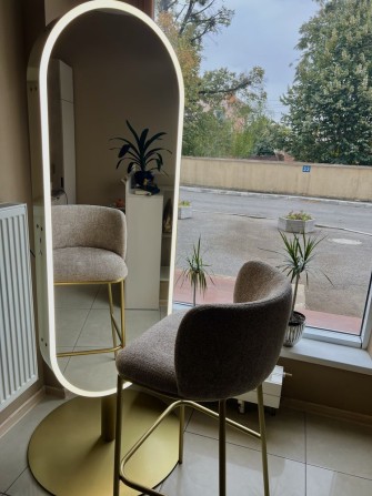 Аренда місць в салоні - фото 1