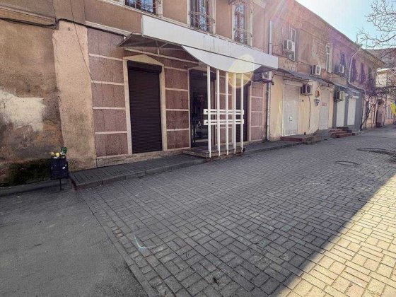 Оренда фасад магазин офіс Спиридонівська Одеса