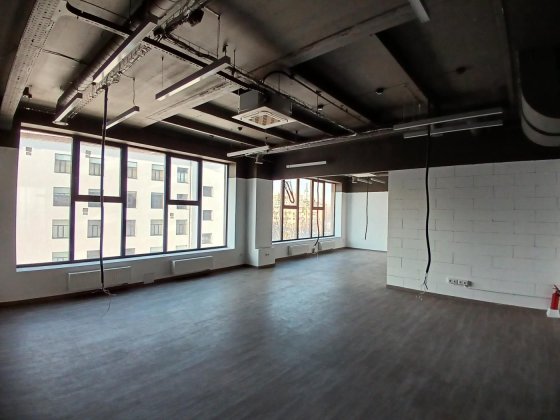 Аренда помещения: офис 72м2, до метро 3 минуты Харків