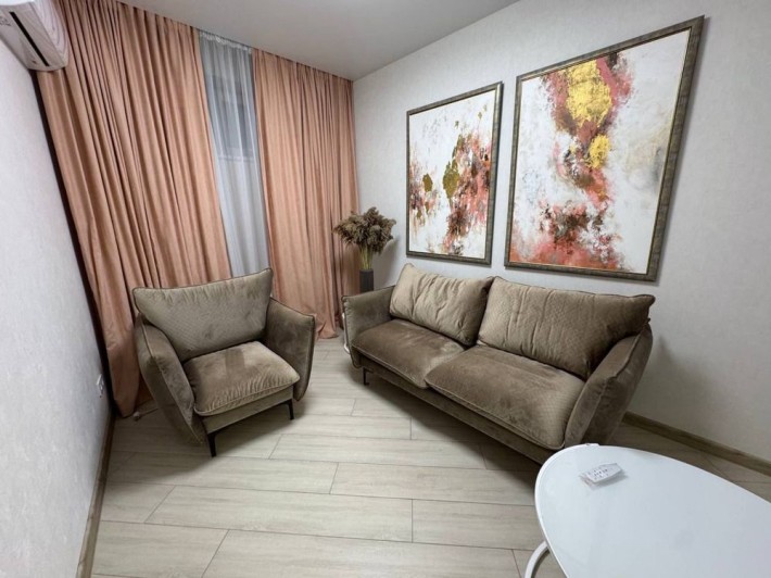 Сдам коммерческое помещение в Аркадии ЖК 42 жемчужина - фото 1