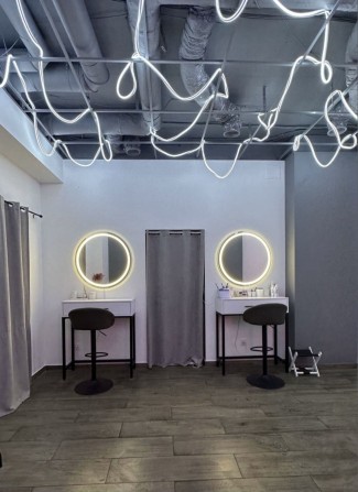 Аренда для мастера бровиста/визажиста, маникюр, лайшмейкер - фото 1