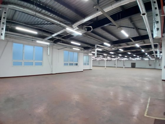 Оренда приміщення: склад 1280 м2 з вантажним ліфтом Харків