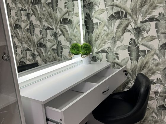 Аренда места для бровиста Харків