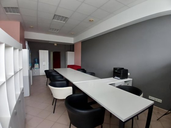 Офіс 50 м2, опалюється, до метро 3 хвилини. Без комісії Харьков