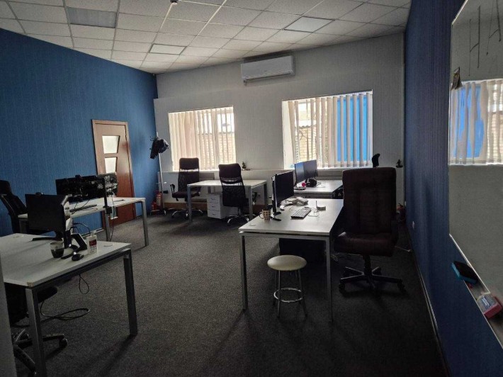 Аренда АВТОНОМНОГО, ЭКОНОМН. офиса 400 м2, ЦЕНТР, ул.Кооперативная 6/8 - фото 1