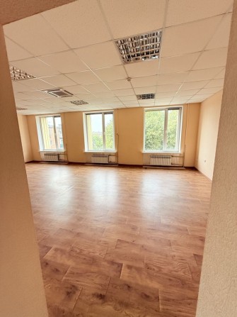 Без комісії ! Оренда офісу з новим ремонтом біля метро Ботанічний свд - фото 1