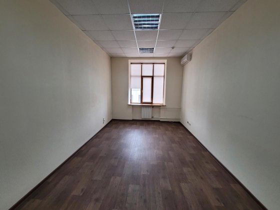 Офіс 39м2, опалюється, до метро 4 хвилини Харьков