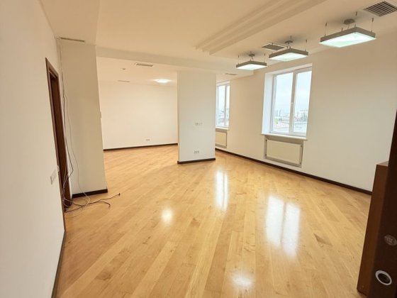 Здам офісний блок у сучасному бізнес-центрі біля метро Університет Харків