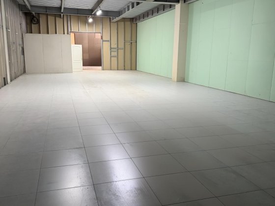 Склад 295м2, перший поверх Харьков