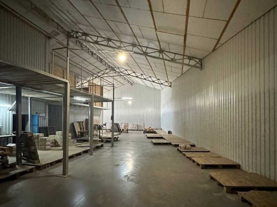 Здам в оренду складське приміщення в м. Підгородне на вул. Робочій. Подгородное