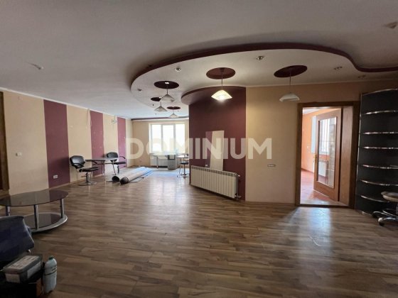 Оренда офісних  приміщень у центрі Тячева! Тячів