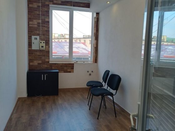 Здається офісне приміщення 16.5 кв.м м.Сваляв Свалява