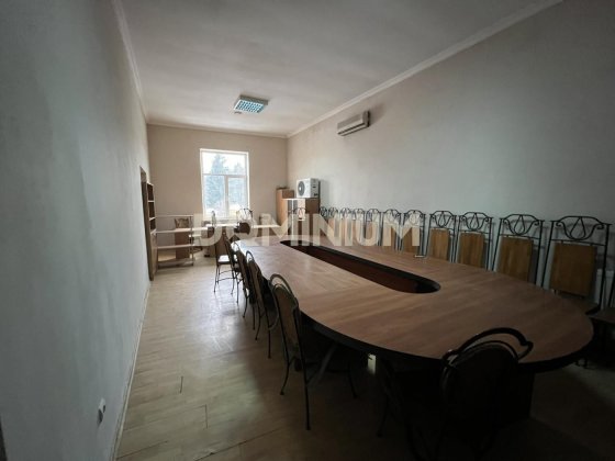 Оренда чудового офісу в м. Свалява Свалява