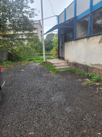 Оренда приміщення Іршава центр біля річки - фото 1