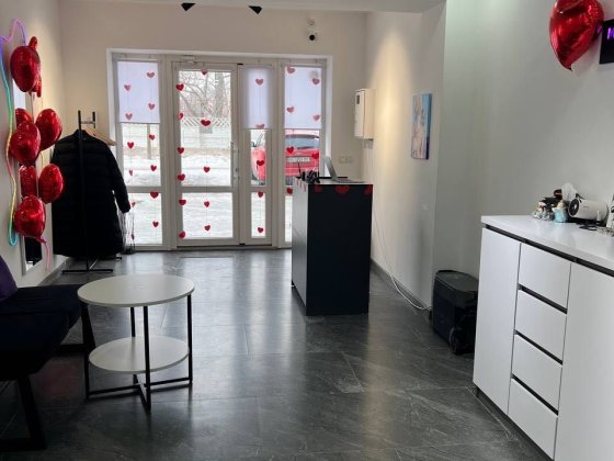 Оренда місця майстра манікюру Криховцы