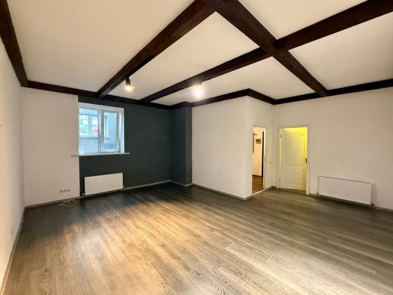 ЖК Євромісто. ФАСАД. Приміщення з Ремонтом 37 м2.