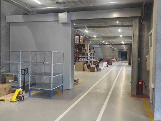 склад 1008 м² рампа 50кВт нульові ворота Крюківщина 12 $ м² Крюковщина