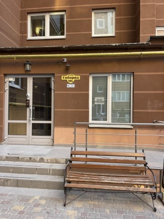 Оренда комерційного приміщення Фасад 6 м2, Петрівський квартал Власник - фото 1