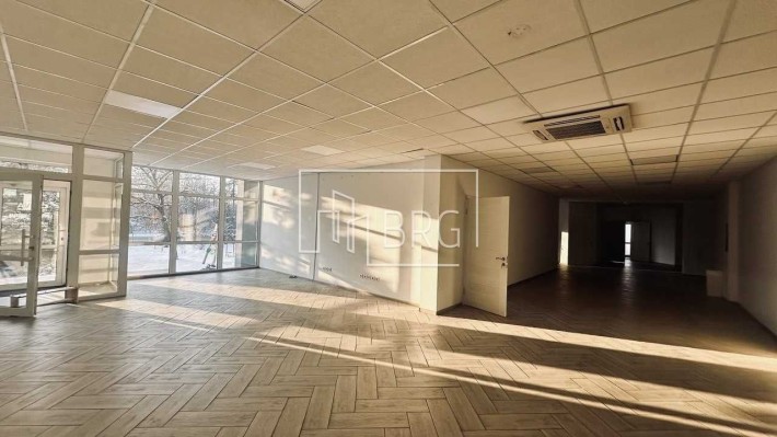 Аренда помещения под клинику, офис с ремонтом, кабинеты Козин без% - фото 1