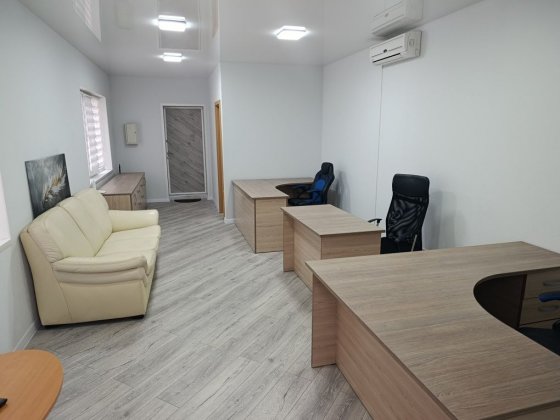 Оренда офісу центр Підгірці