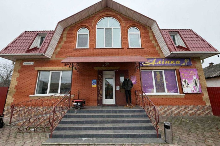 Оренда приміщення . 73 м2 - фото 1