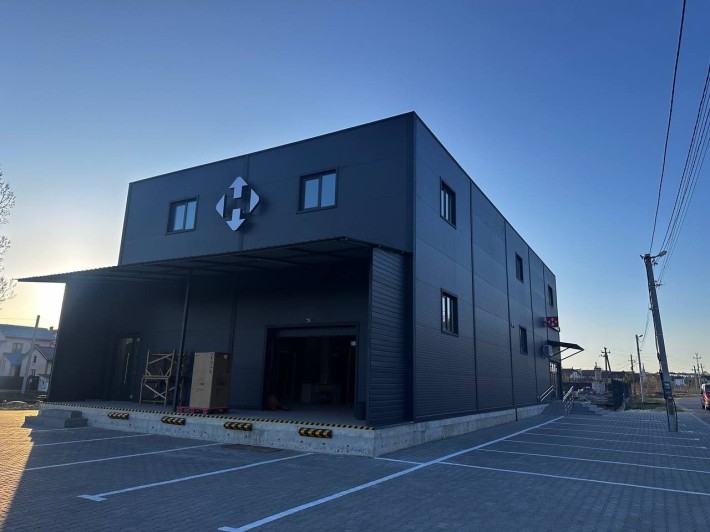 Оренда приміщ. 330 м.кв. - фото 1