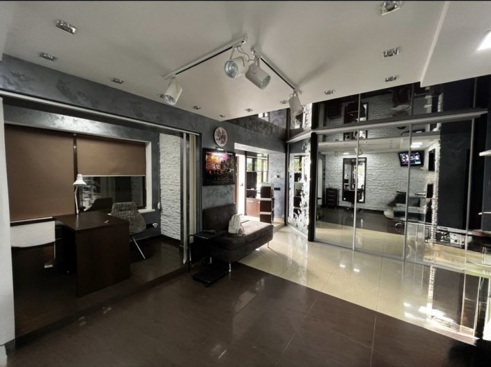 Оренда  Зимна Вода салон краси, комерційне приміщення. - фото 1