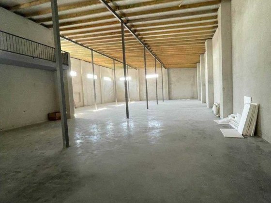 Оренда 700 м2 складського приміщення, складу с. Малехів Малехів