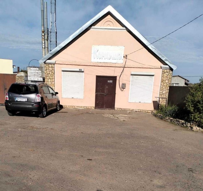 Оренда приміщення під магазин/склад ,площа 70кв.м. СМТ Великодолинське - фото 1