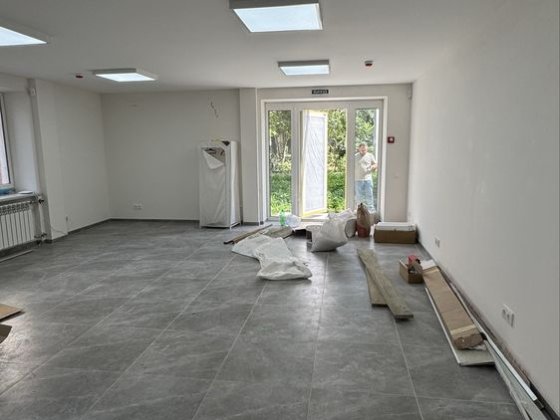 Комерційне приміщення ,вул. Торговиця.Здам в оренду Гаї Гречинські