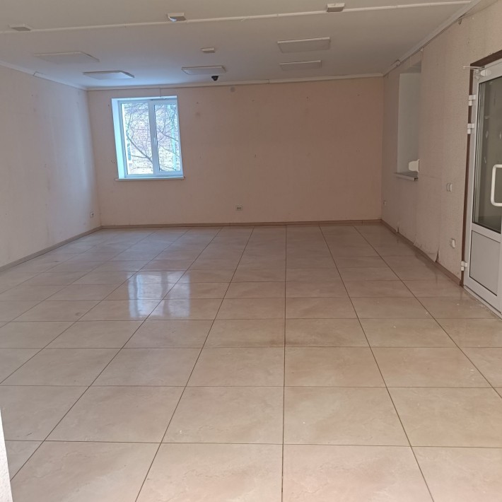 Сдается а аренду магазин Новгород Северский - фото 1