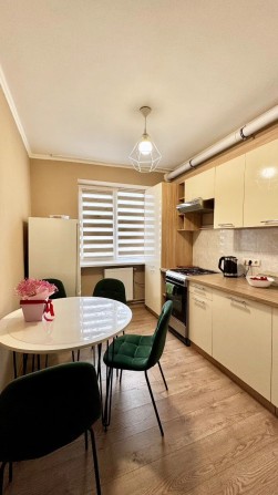 Житло Берегове подобово біля басейну Вільно з  11 березня - фото 1