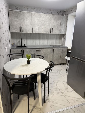 Квартира студия посуточно г.Желтые Воды - фото 1