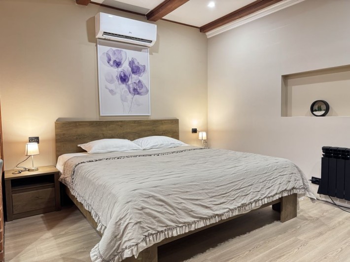 Апартаменти для роботи , відпочинку і натхнення . Світло 24/7 - фото 1