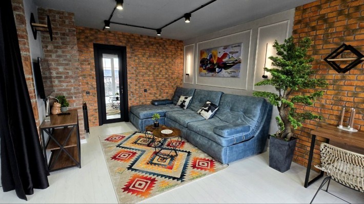 Пентхаус в центрі міста/світло завжди - фото 1