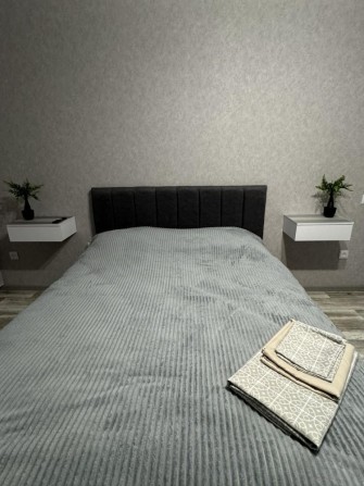 Сдам квартиру ПОСУТОЧНО - фото 1