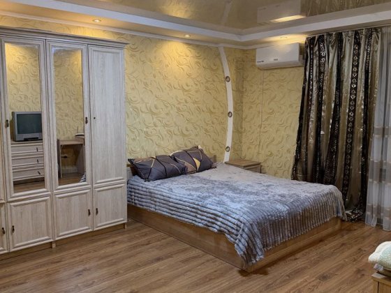 Подобово однокімнатна квартира Нежин