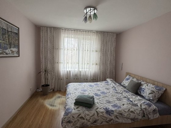 Квартира 2 кімнатна подобово