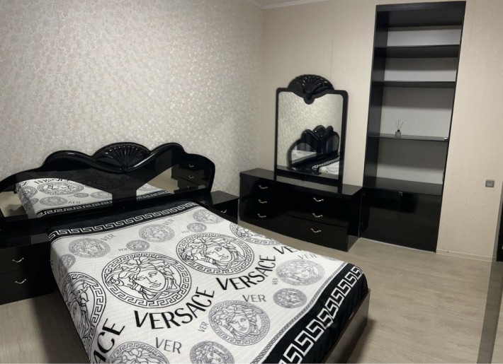 Здам 3 км кв. Студія. . Центр. 2000 за добу.Подобово . По годинно. - фото 1