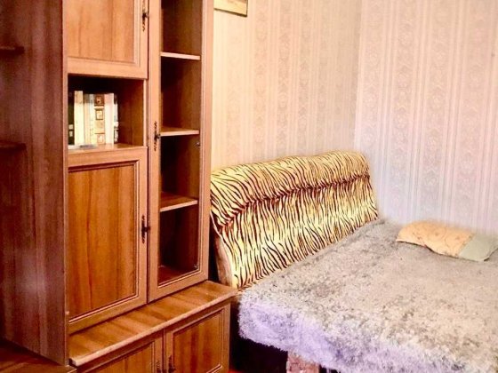 Сдам квартиру посуточно подобово Мкрн Сонячний Кривой Рог