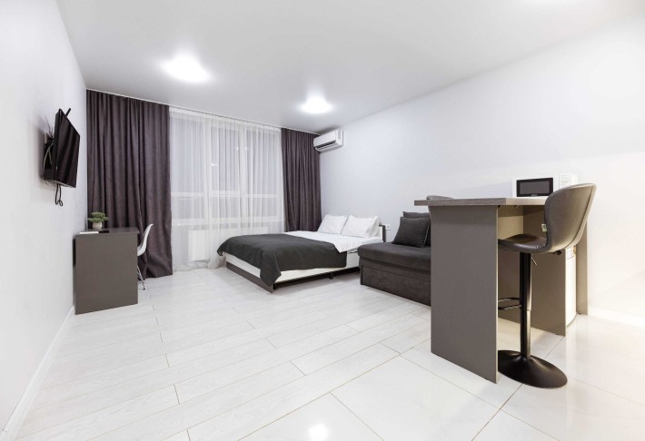 Комфортна студія на 4 місця, біля метро. Є укриття і Генератор! - фото 1