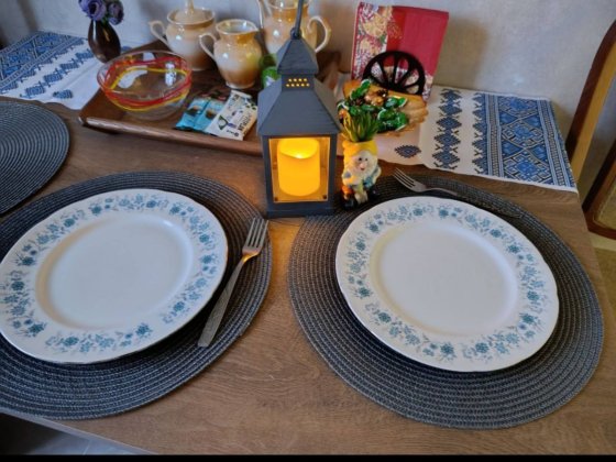 2- кім квартира подобово (район Еськова)
Опис 
Здається Чернигов